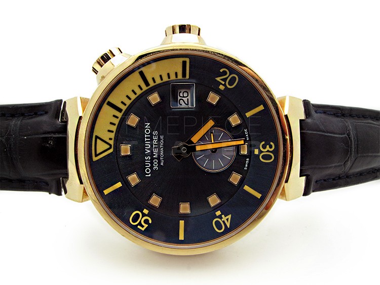 Louis Vuitton 18 Karat Rose Gold Tambour Diver Watch For Sale at