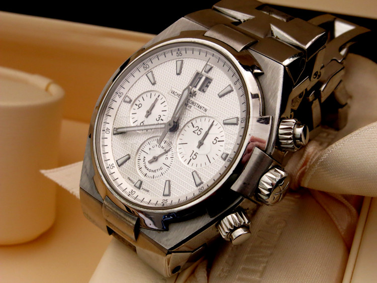 Vacheron Constantin Overseas Chronograph in steel , white dial - 24 months  warranty 49150/B01A-9095 » Monacowatch